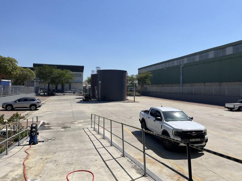 To Let commercial Property for Rent in Montague Gardens Western Cape